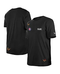 New Era x Felt Men's Black Chicago Cubs T-Shirt