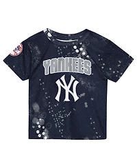 Outerstuff Preschool 2-Piece Navy New York Yankees Pinch Hitter Infielder T-Shirt and Shorts Set