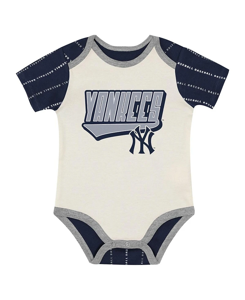 Outerstuff Baby Boys and Girls 2-Piece White/Navy New York Yankees Lead Run Diaper Cover Bodysuit Shorts Set