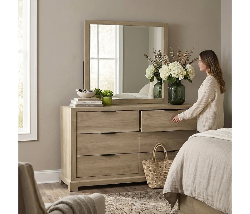 Kings Brand Furniture Linden Contemporary Oak 6-Drawer Dresser and Mirror Set with Bar Handles