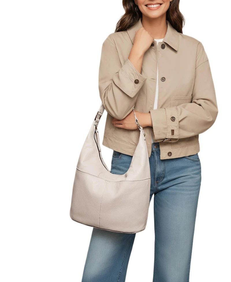 Carrie Hobo