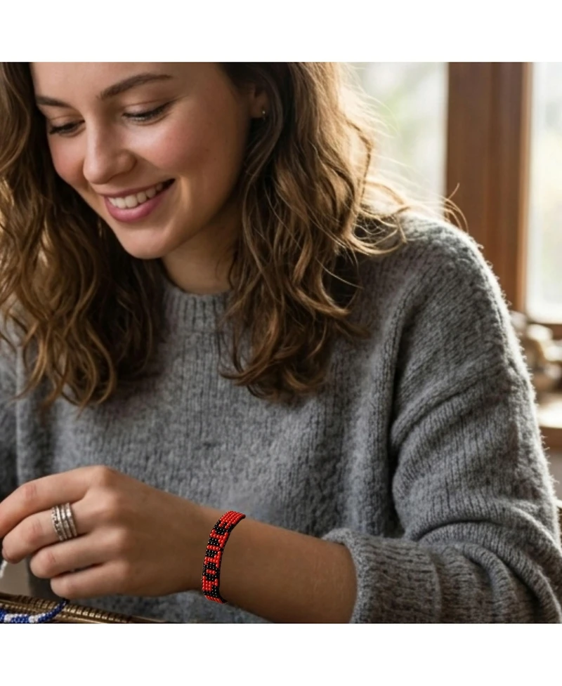 Love Hand Beaded Bracelet | Red and Black Glass Beads