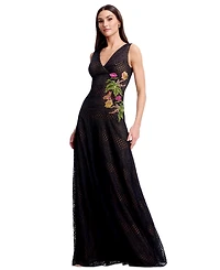Dress the Population Women's Floral Applique Detail Sleeveless Gown