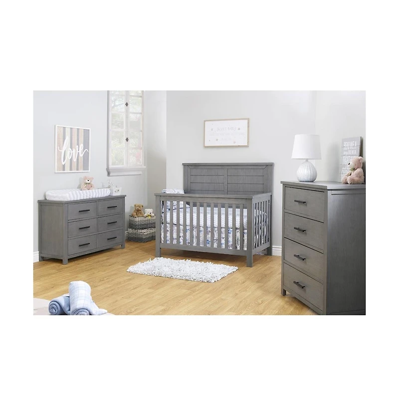 Sorelle Westley Panel Crib