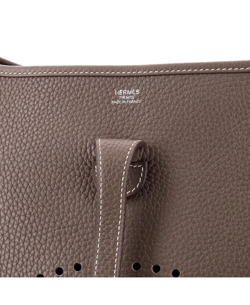Pre-Owned Hermes Pm Evelyne Bag Gen Iii Clemence