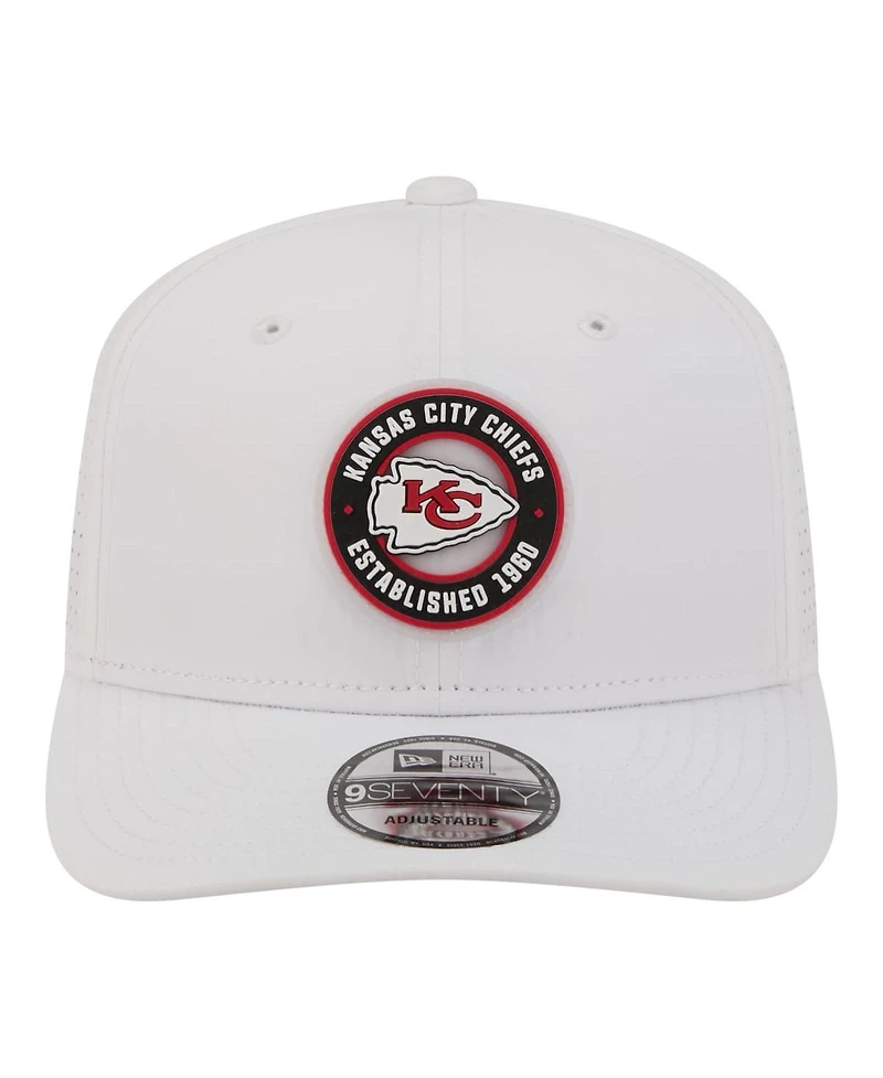 New Era Men's White Kansas City Chiefs Coolera 9SEVENTY Adjustable Hat