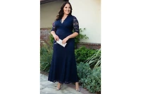 Women's Plus Screen Siren Lace Evening Gown