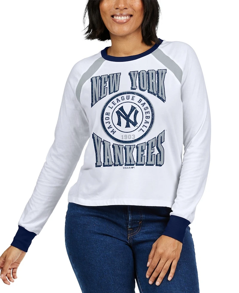 Wear by Erin Andrews Women's White New York Yankees Raglan Long Sleeve T-Shirt