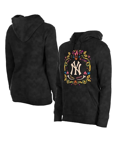 New Era Women's Black York Yankees Dia de Muertos Mineral Wash Hoodie Sweatshirt