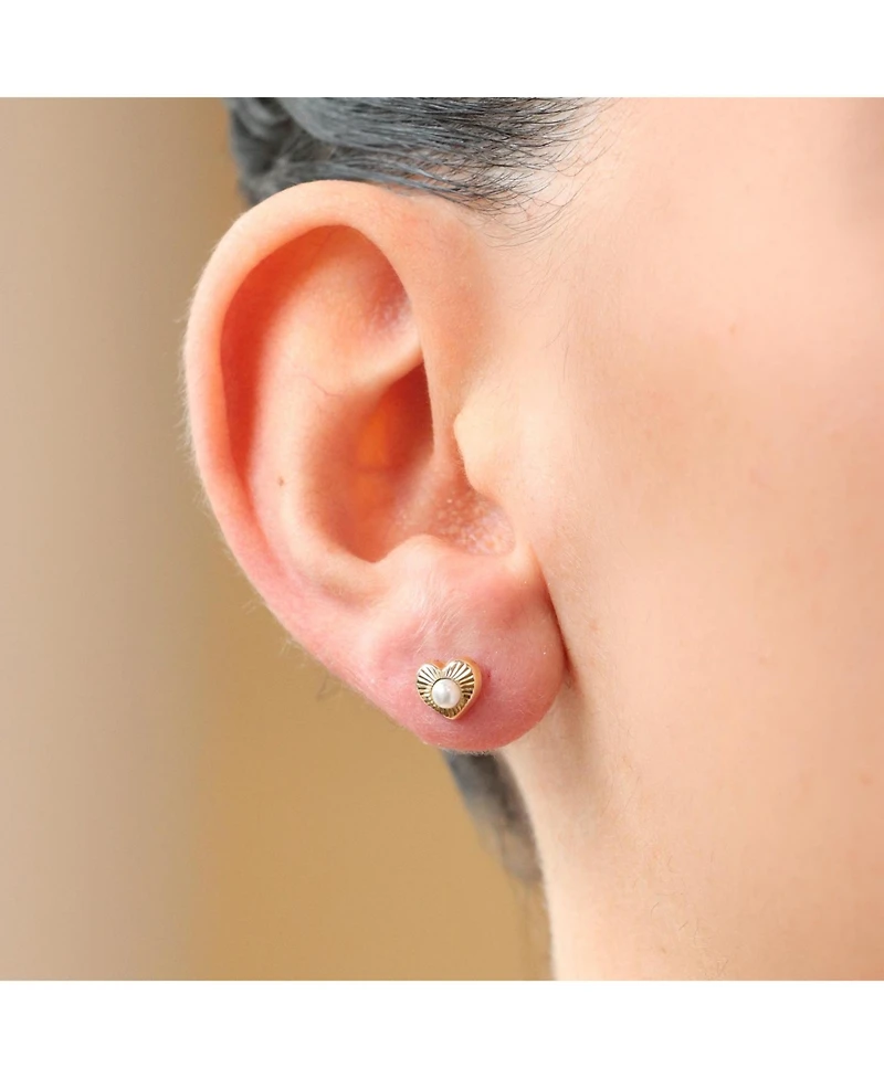 The Lovery Fluted Pearl Heart Screw Back Stud Earrings 14K Yellow Gold