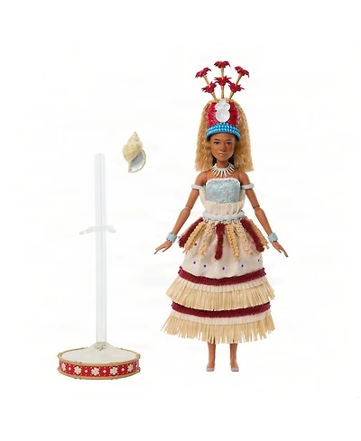 Disney Princess Collector Moana Fashion Doll, Live-Action Ceremonial Look, Shell Accessory, Collectible Doll for Ages 6+