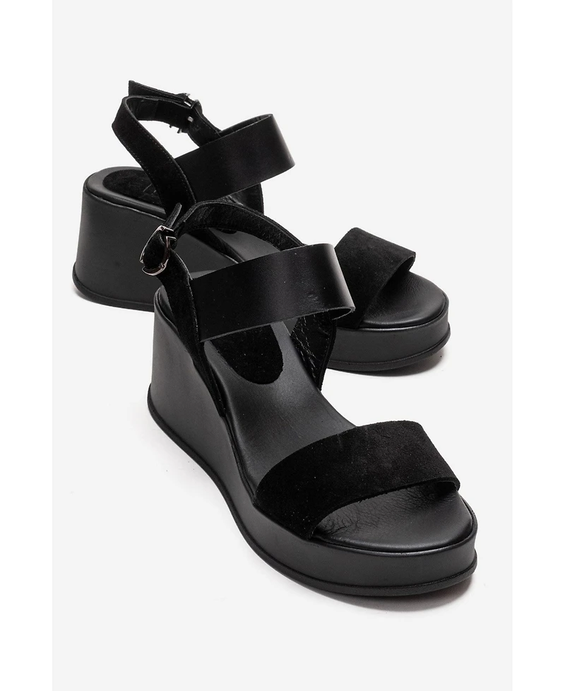 Forever & Always Shoes Women's Lolanthe Leather Wedge Sandal
