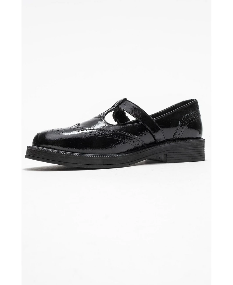 Forever & Always Shoes Women's Dorian Leather Loafer