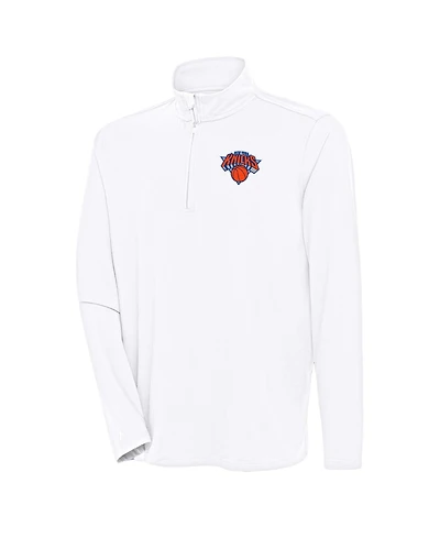 Antigua Men's White New York Knicks Hunk Quarter-Zip Pullover Sweatshirt