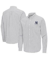 Antigua Men's Gray New York Yankees Ellis Woven Tri-Blend Button-Down Shirt