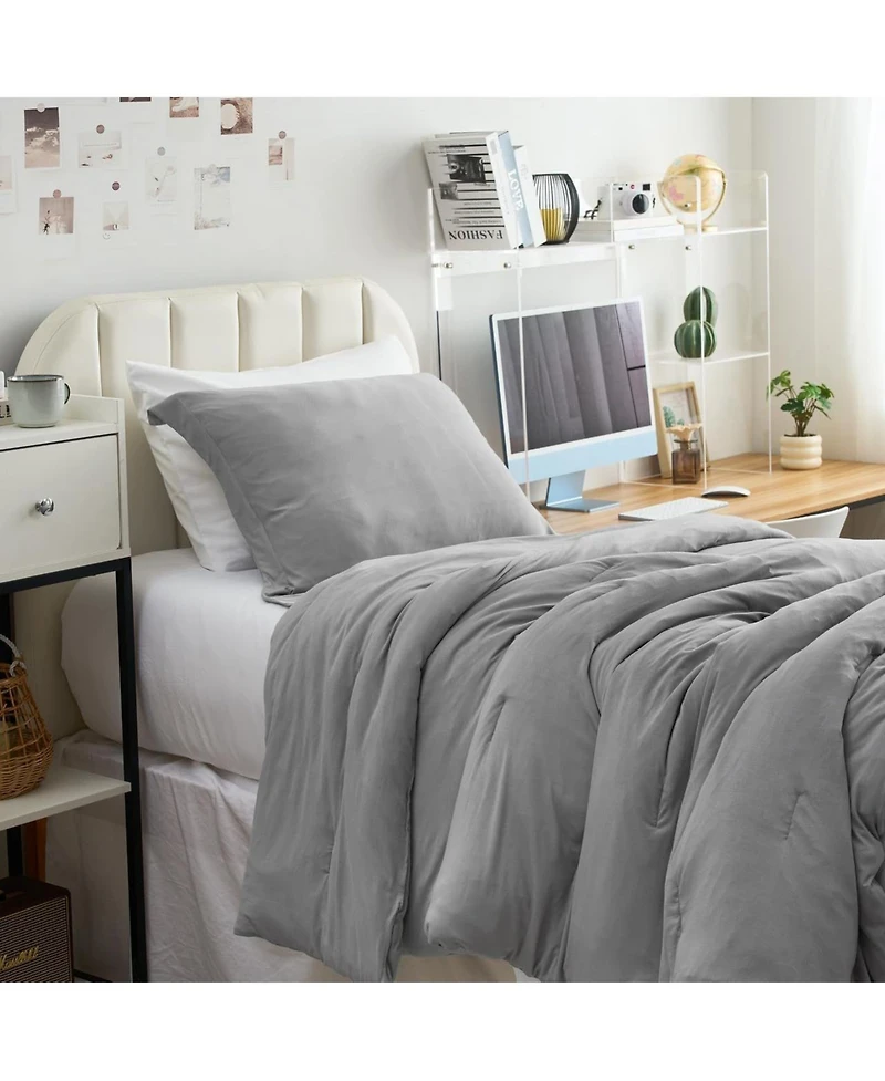 Coma Inducer Chillin Panda Oversized Comforter Set