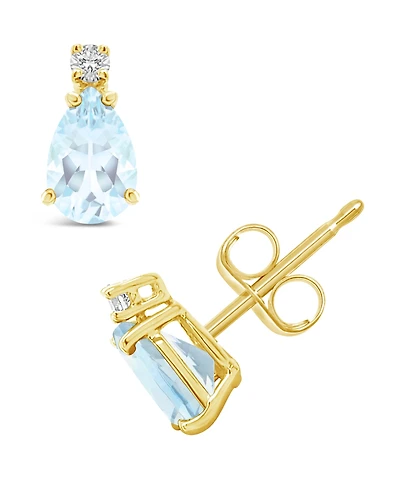 Aquamarine (3/4 ct.t.w) and Diamond Accent Stud Earrings in 14K Yellow Gold