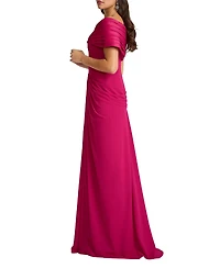 Tadashi Shoji Women's Seraphine Pleated Portrait Collar Gown
