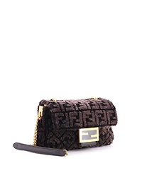 Pre-Owned Fendi Medium Midi Baguette Chain Bag Zucca Shearling