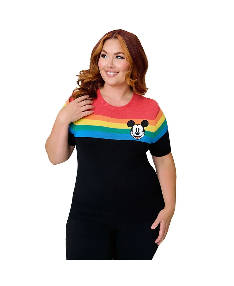 Plus Size Patterned Short Sleeve Sweater