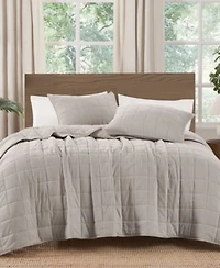 Brooklyn Loom Matte Cotton Velvet Box Stitch 3 Piece Quilt Sets