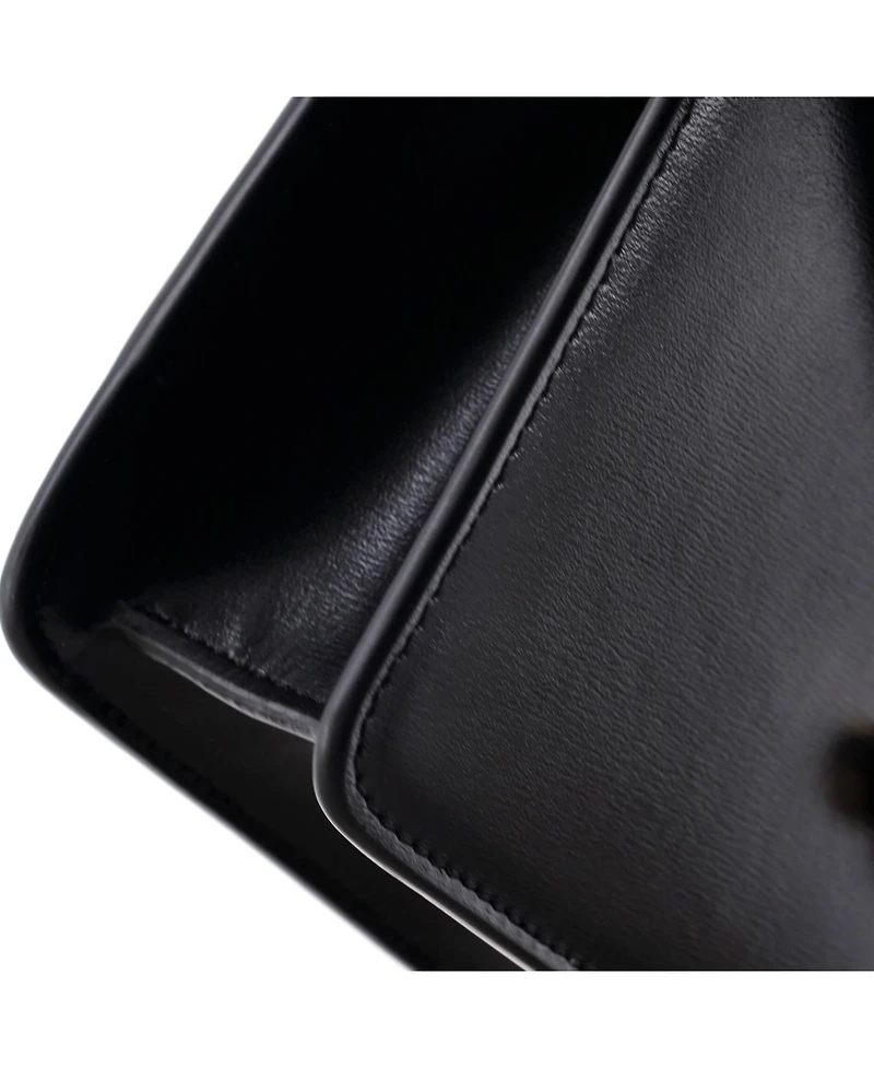 Pre-Owned Celine Margo Triomphe Wallet on Chain Leather