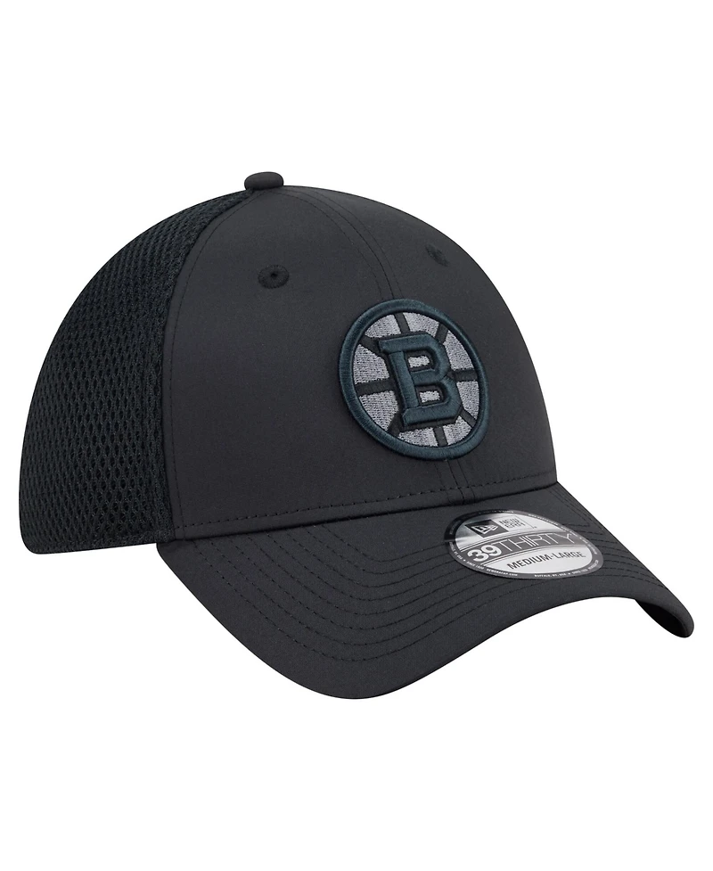 New Era Men's Black Boston Bruins Blackout 39THIRTY Flex Fit Hat