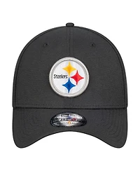 New Era Men's Black Pittsburgh Steelers Core Team 39THIRTY Flex Hat