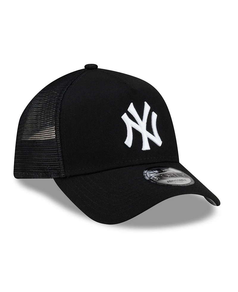 New Era Men's Black New York Yankees Side Script 9FORTY A-Frame Trucker Adjustable Hat