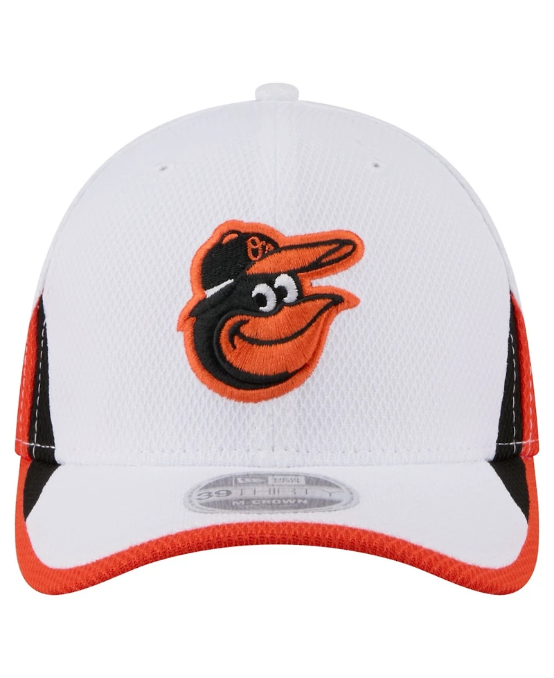 New Era Men's White Baltimore Orioles Cut n Sew 39THIRTY Flex Hat