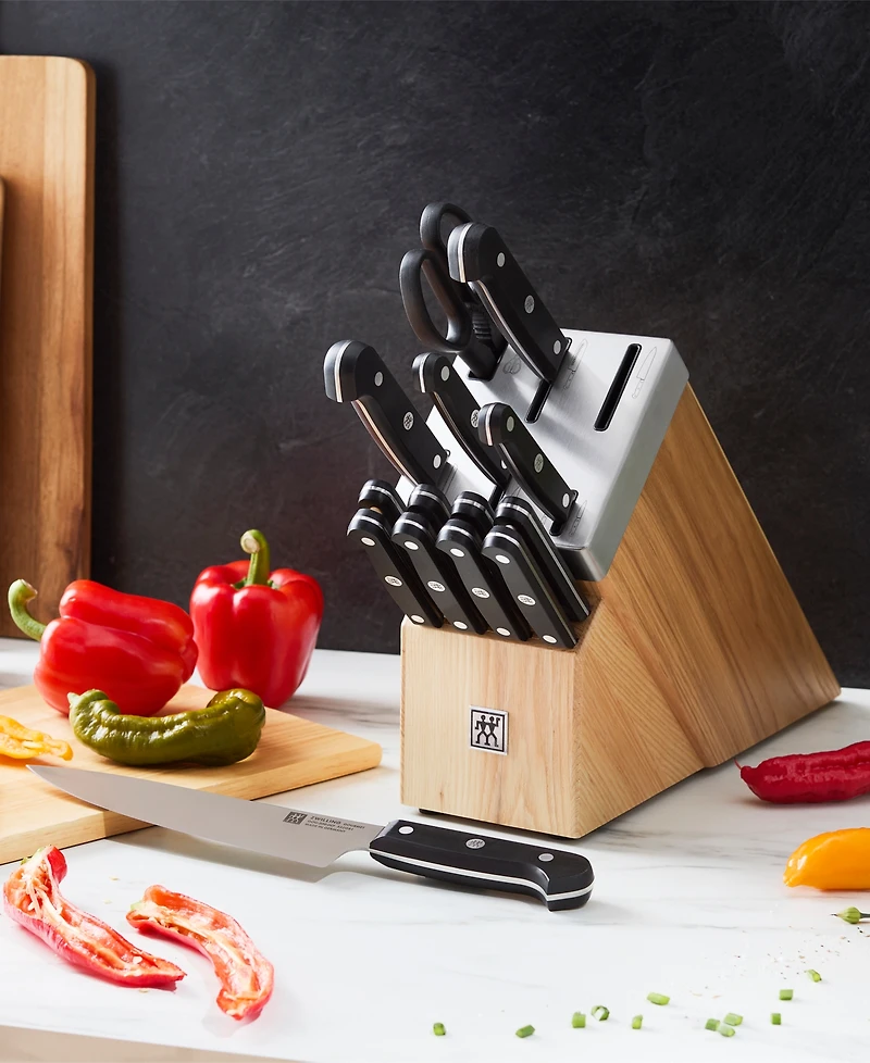 Zwilling Gourmet 15-Piece Self-Sharpening Knife Set