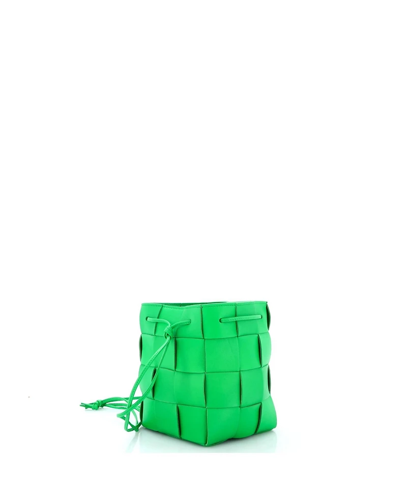 Pre-Owned Bottega Veneta Small Cassette Bucket Bag Maxi Intrecciato Leather
