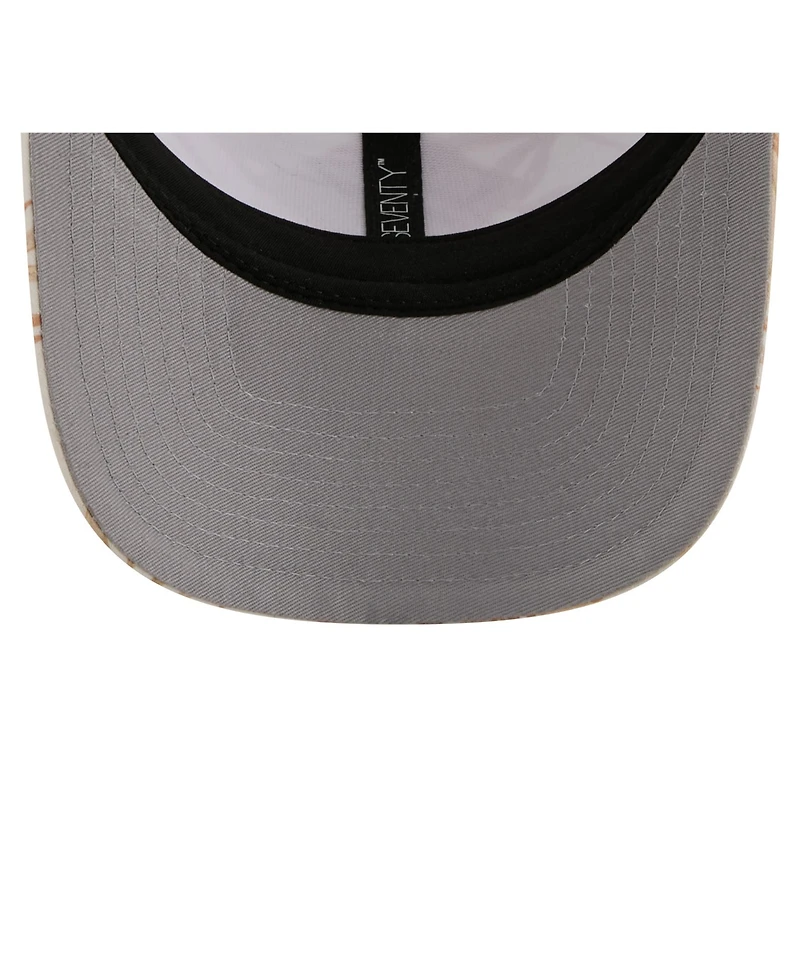 New Era Men's Tan New York Mets Tonal Palm Coolera 9SEVENTY Adjustable Trucker Hat