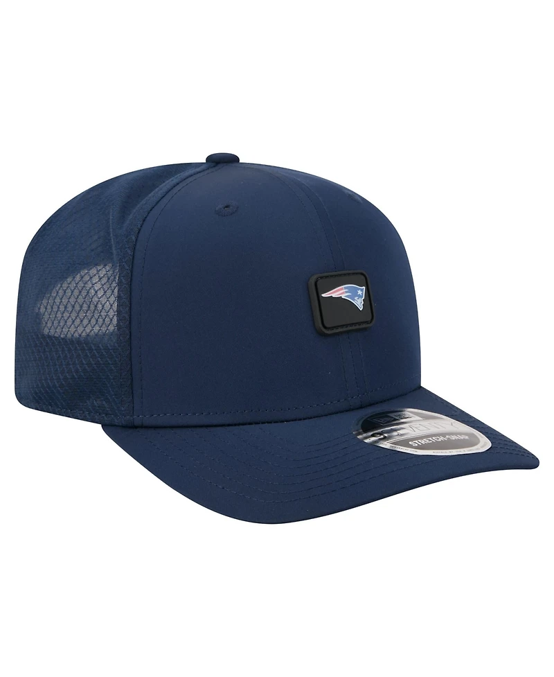 New Era Men's Navy New England Patriots Micro Badge 9SEVENTY Adjustable Hat