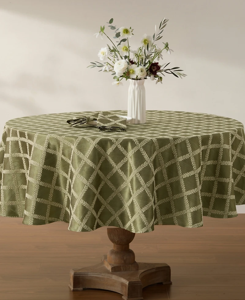 Lenox Laurel Leaf Round Tablecloth, 70" x