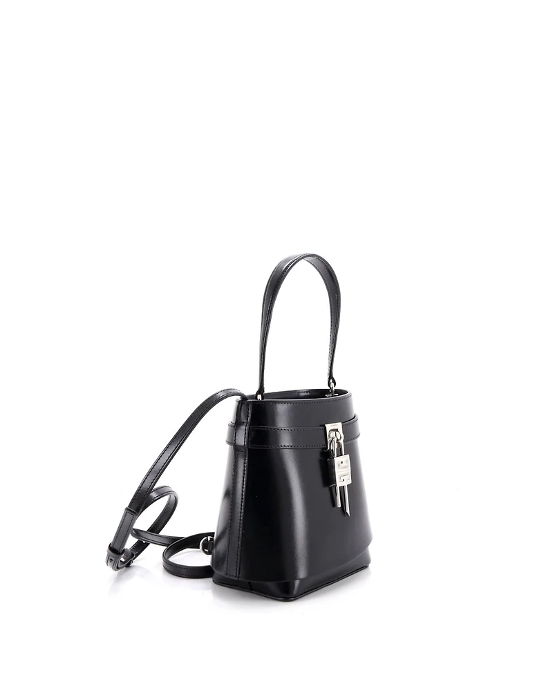 Pre-Owned Givenchy Gv Shark Lock Bucket Bag Leather