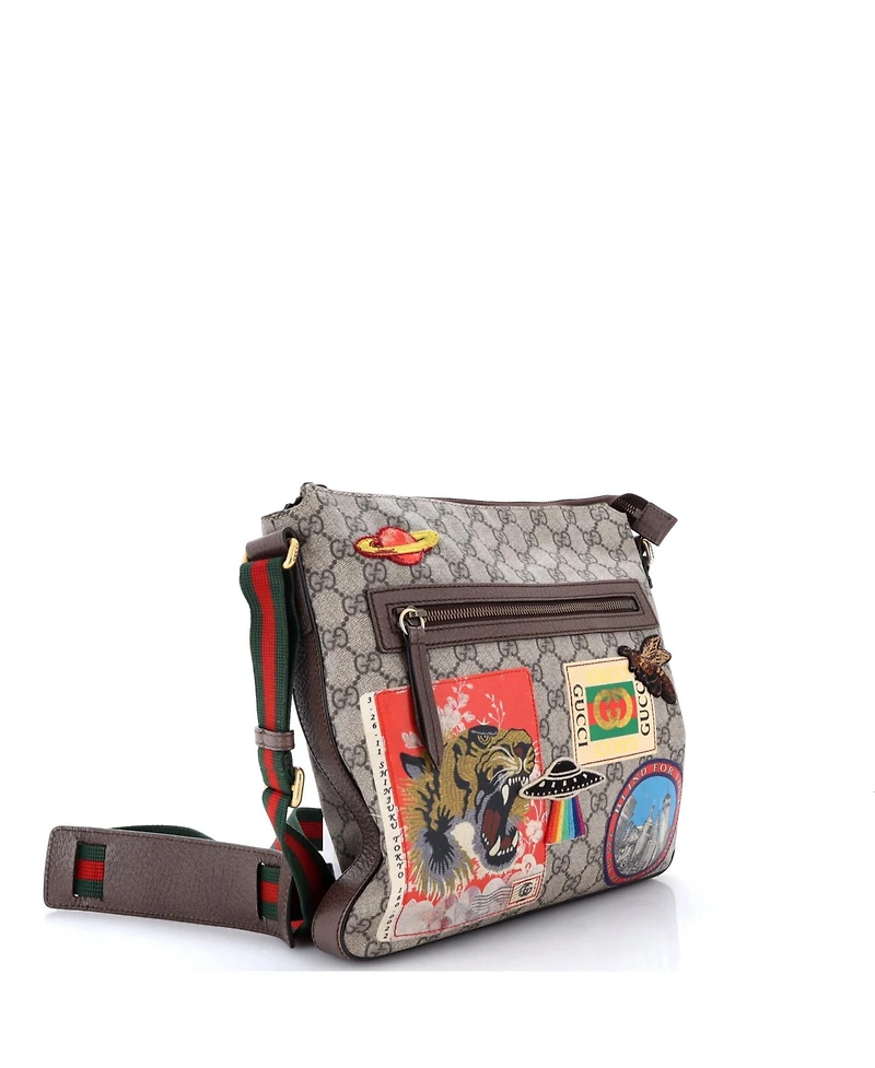 Pre-Owned Gucci Medium Courrier Zip Messenger Gg Coated Canvas with Applique
