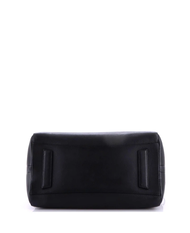 Pre-Owned Givenchy Medium Antigona Bag Leather