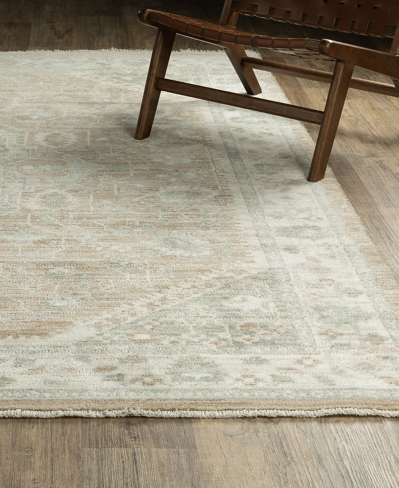 Oriental Weavers Lola LLA06 2'9"x5' Area Rug
