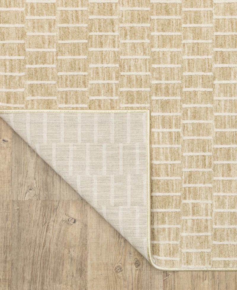 Oriental Weavers Oliver OLV02 3'3"x5' Area Rug