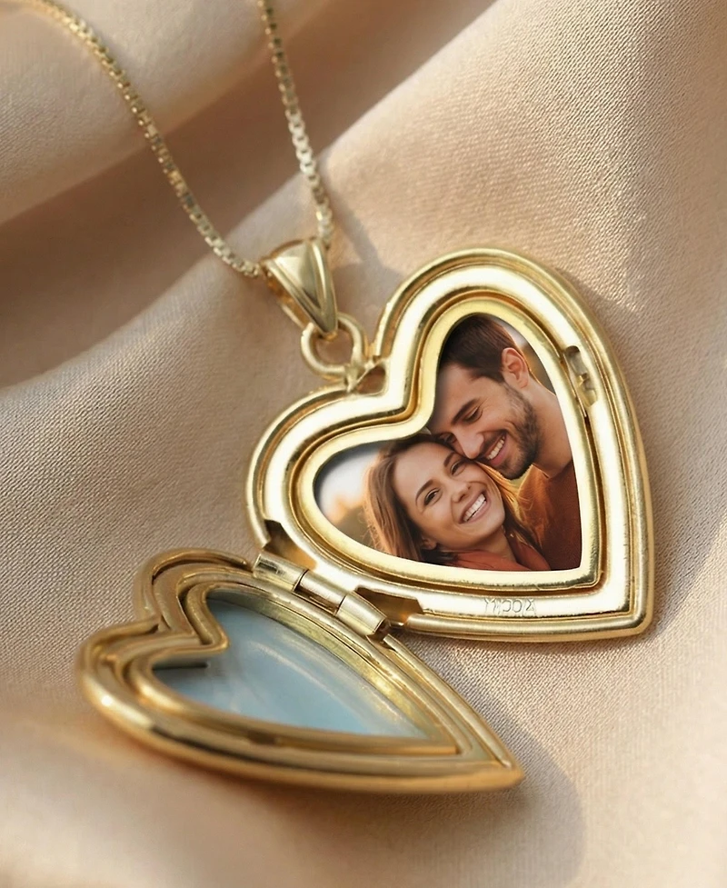 The M Jewelers Heart Locket Necklace