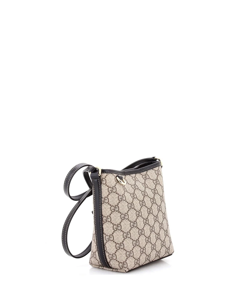 Pre-Owned Gucci Small Gg Emblem Bucket Bag Gg Coated Canvas