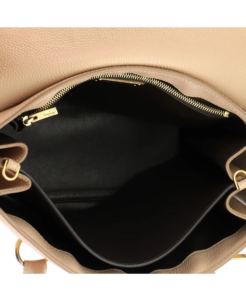 Pre-Owned Salvatore Ferragamo Medium Lotty Satchel Leather