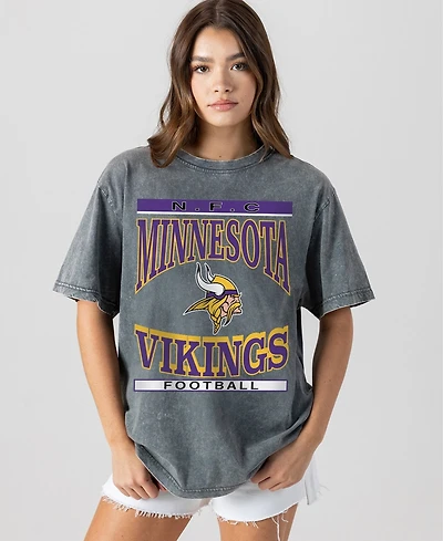 Gameday Couture Women's Minnesota Vikings Classic Grind Oversized Washed T-Shirt