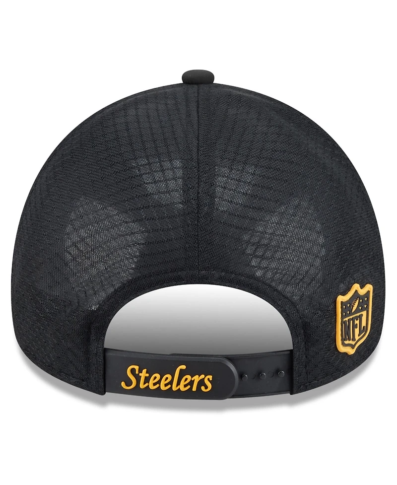 New Era Men's Black Pittsburgh Steelers 2026 Sideline Throwback Apex 9FORTY Adjustable Trucker Hat