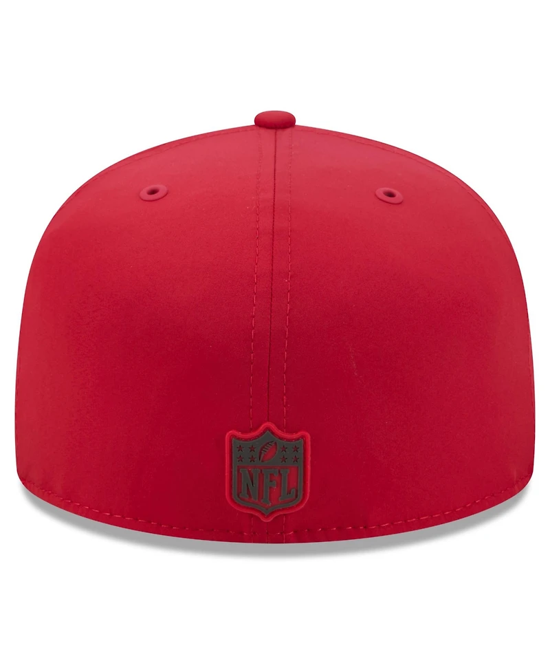 New Era Men's Red Tampa Bay Buccaneers 2026 Sideline 59FIFTY Fitted Hat