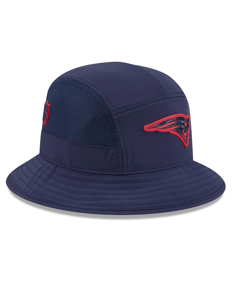 New Era Men's Navy New England Patriots 2026 Sideline Bucket Hat
