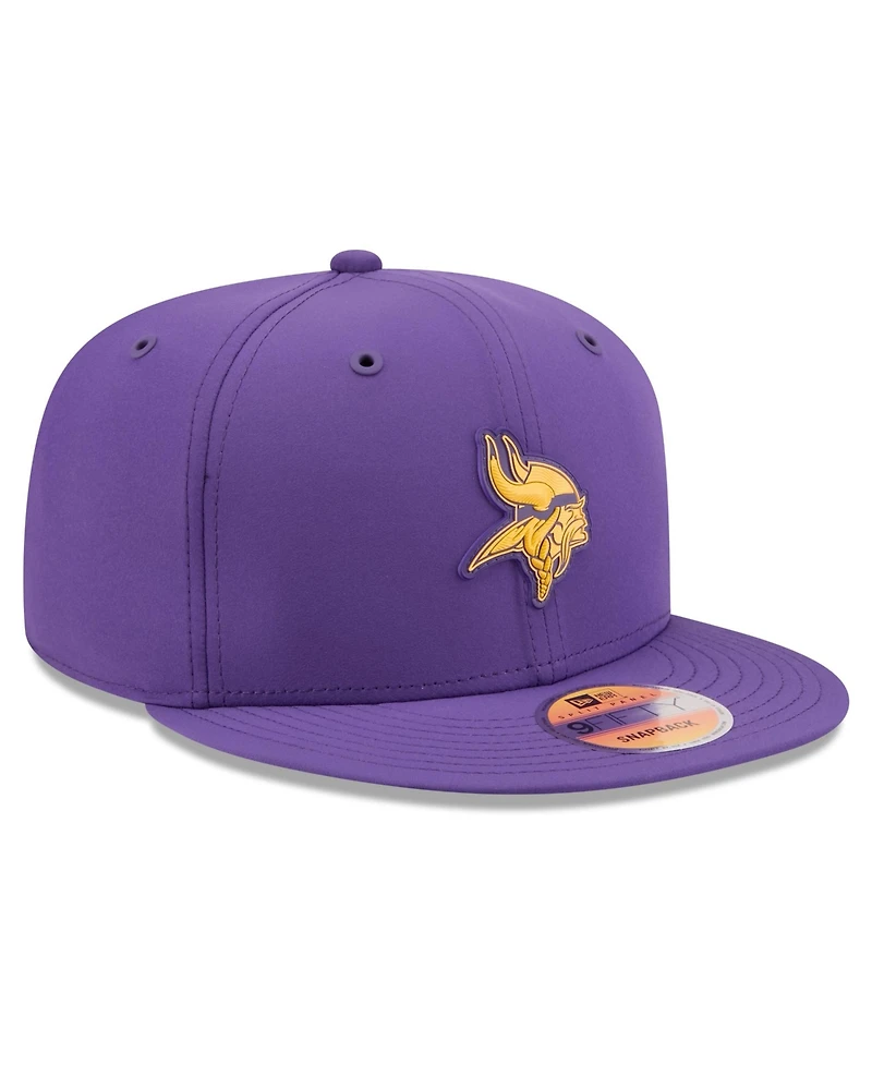 New Era Men's Minnesota Vikings 2026 Sideline 9FIFTY Snapback Hat