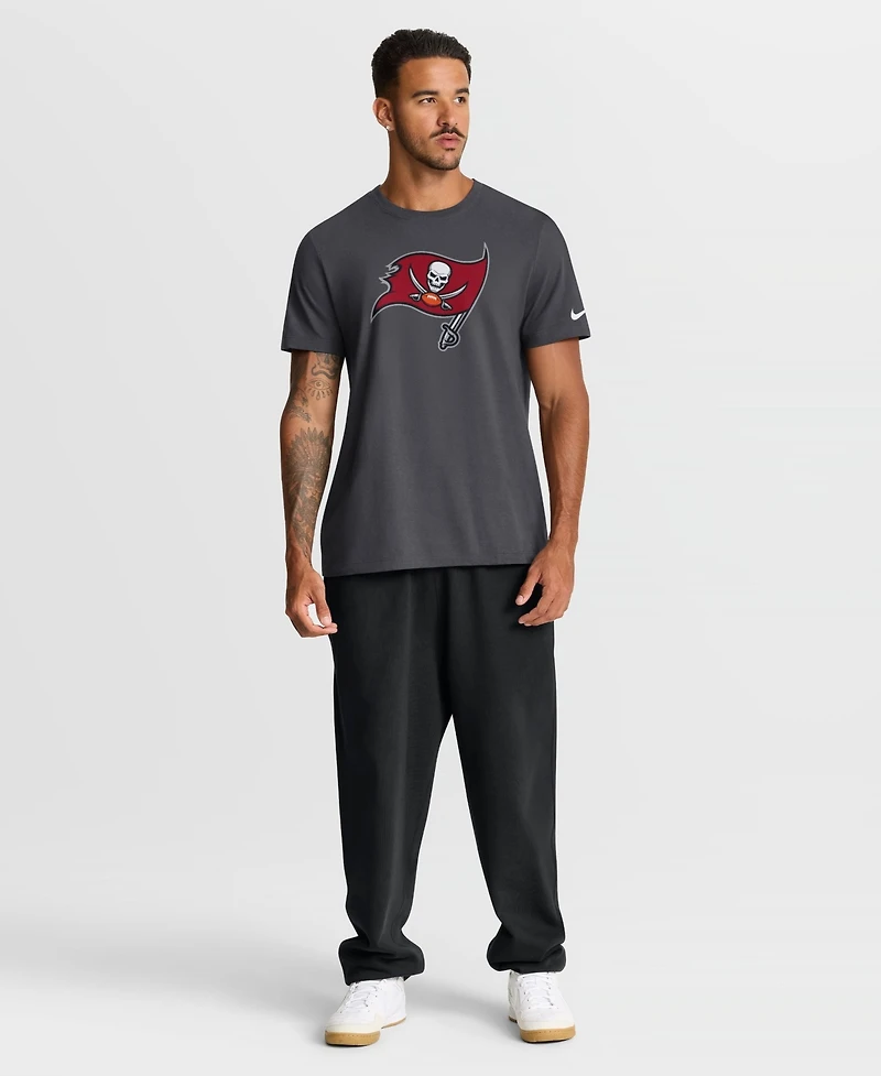 Nike Men's Tampa Bay Buccaneers Essential Logo Graphic T-Shirt