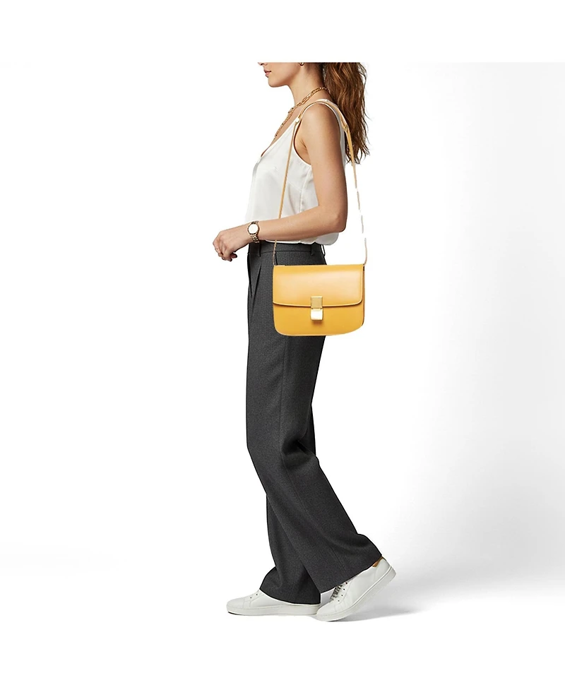 Pre-Owned Celine Women's Classic Box Leather Shoulder Bag